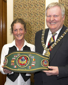 Lydia Brannif World Atomweight WKN Champion with the Lord Mayor at the city hall