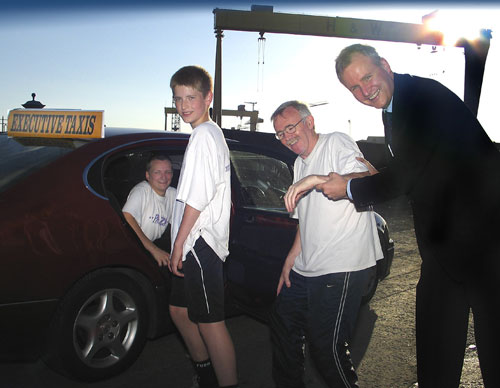 "This photograph to the left is a fake it was Gary Longridge who couldn't run back from our runs at 'Boot Camp' along with young Ross Thompson too - both were first in the car for a lift back to the gym, the picture is a spoof I ran back that day!"