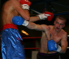 Barrie lands a right hand