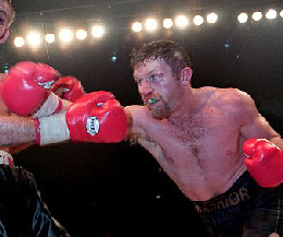 Steve Collins is in talks about a super veterans fight with Roy Jones Jnr.