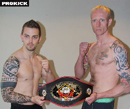 It's fight-time, the team are warming up ready to go to war at the Menzies Hotel in Dyce ahead of tonight's event.