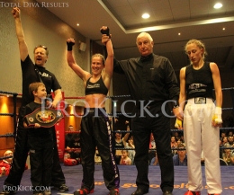 Total Diva - Cathy mcAleer lifts the WKN European Full-Contact kickboxing crown