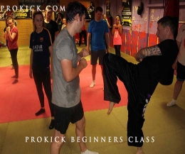Well done to all who attended on Tuesday 25th August 2015 at 7.45pm. Tuesday night kicked off with Johnny 'Swift' Smith teaching knee work at the ProKick gym in Belfast - ‘Get Fit with ProKick's kickboxing campaign for 2015'