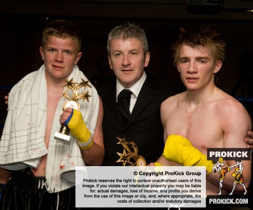 Sponsor Brendon Thompson (Middle) congratulates both young tallents for a nice fight - David Bird (ProKick, Belfast) right and Dylan Moran Winner Points (Waterford) on the left side
