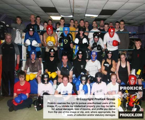 More new Kickboxing sparring wannbes pictured in the front rows with the fighters class making up the rear.