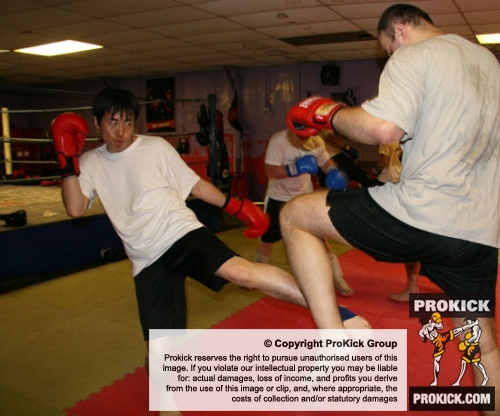 Battle with a giant - Hiro kicks Giant  Miro during a spar at ProKick Belfast