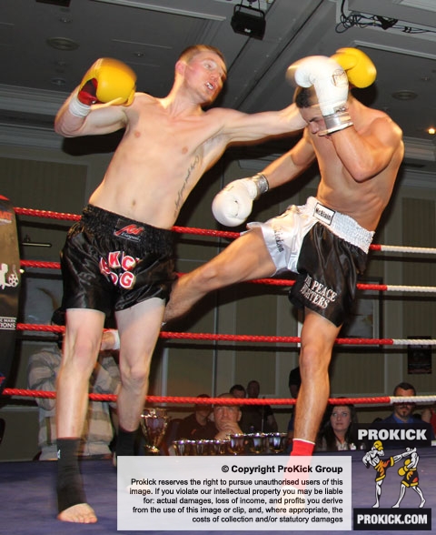 Karl McBlain in action against opponent and World Champion Ryan Lyall