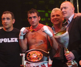 Legend Osman Yigin (pictured left)  promoted a top quality international Thai-Boxing event