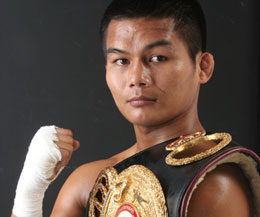 Poonsawat Kratingdaenggym the new WBA super-bantamweight champion