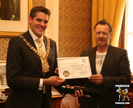 A gift to the Lord Mayor of Belfast from the ProKick gymWelcome-prokick-to-city-hall-34