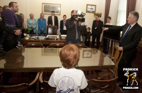 First Minister invites prokick team to his office