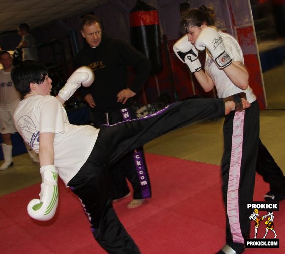 Anna and Ursula in action on week 4 new beginners sparring course.-21