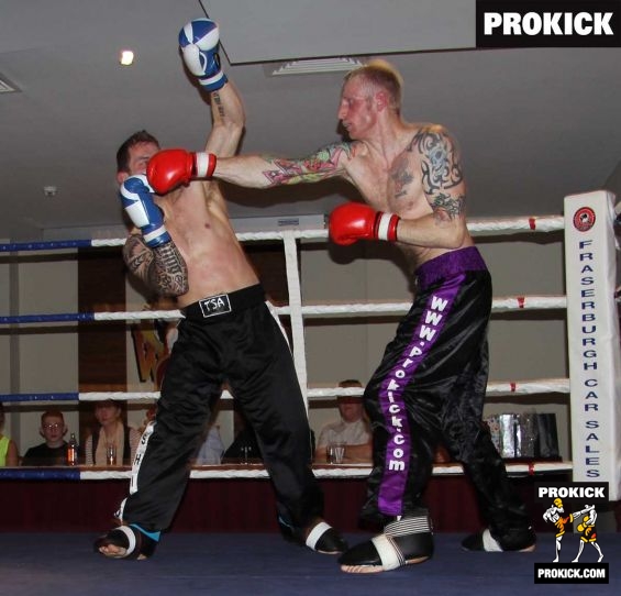 McMullan lands right hand on Kitchener