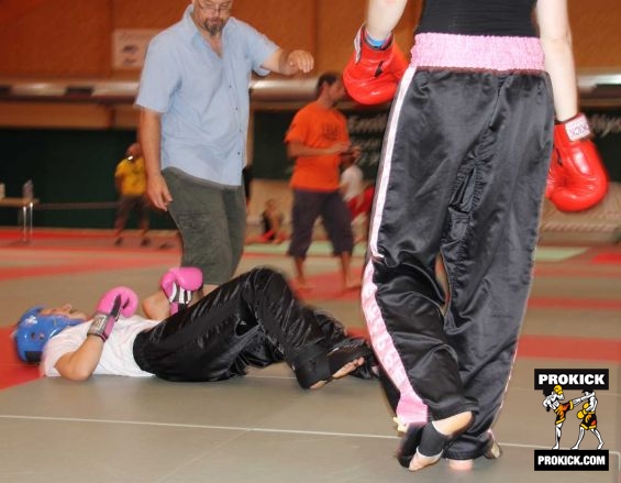 Ursula Agnew knockdown fighter at WMAG In Geneva