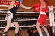 Ursula-boxing-action-left-jab-in-geneva