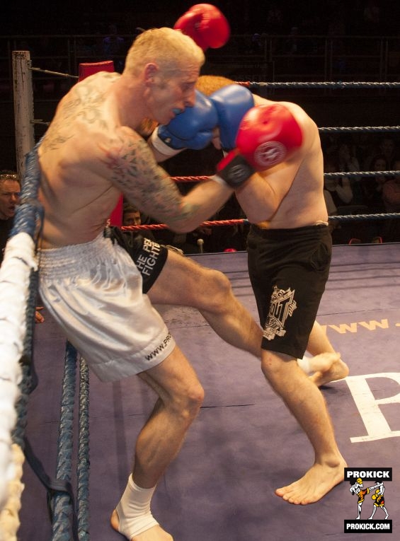 Action with McMullan vs Dzhamalkhanov wkn for world crown