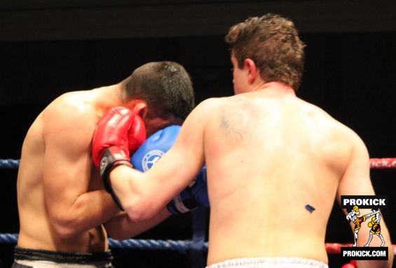 Alex Cioici lands a nice left-hook on Spiteri