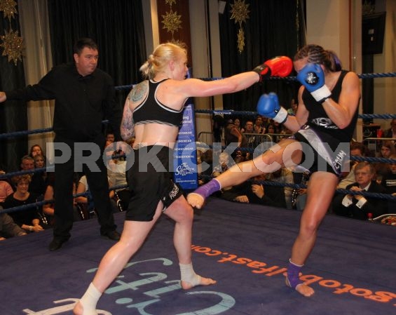 Female wkn world title