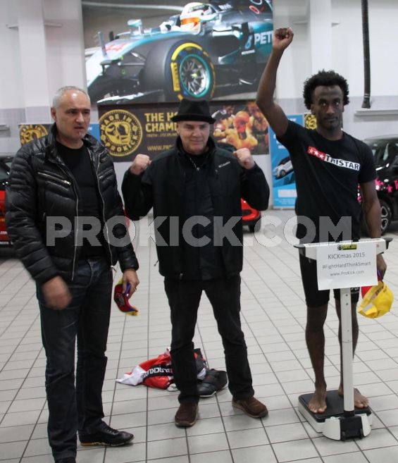 Samuel De Balke makes weight