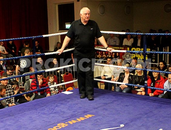 Referee Bob Hunter