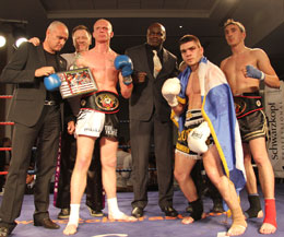 Winning Group at the Thai-Tanic event - Darren McMullan lifts the European title - Video posted today Fri 15th