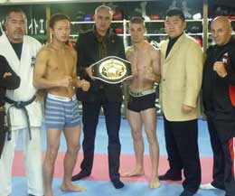 WKN world president Mr Stephane Cabrera was there on his first trip to Japan to oversee proceeding at ringside.