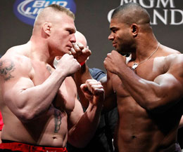 UFC Heavyweight championship contenders Brock Lesnar lost by TkO to former StrikeForce and K1 kickboxing champion Alistair Overeem in the first round